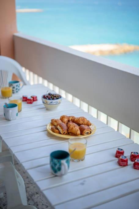 Le Panorama -Vue Exceptionnelle - Dernier Etage - Front De Mer Menton Luaran gambar