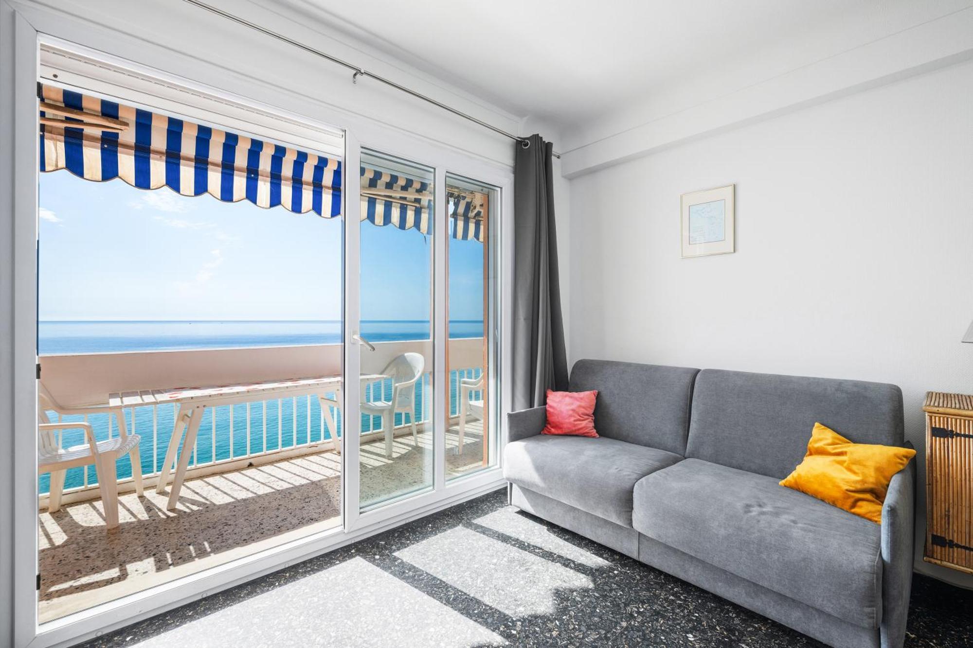 Le Panorama -Vue Exceptionnelle - Dernier Etage - Front De Mer Menton Luaran gambar